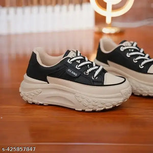 Lace-up sneakers for women